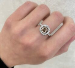 ROUND CHAMPAGNE HALO RING