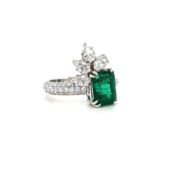 EMERALD FOREST RING