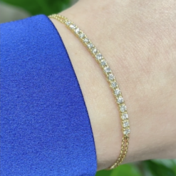 DAINTY DIAMOND WIRE BRACELET