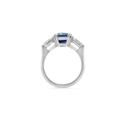 ARIELLE SAPPHIRE RING