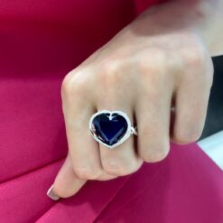 SAPPHIRE HEART RING