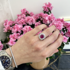 “RUBY EMBRACE” RING